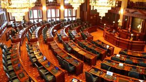 Illinois quick hits: House passes measure to restrict insurance price increases