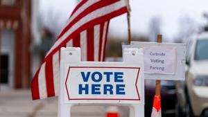 Illinois officials, elections advocates respond to mail-in voting ruling