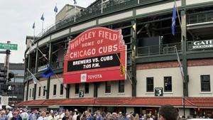 Court: Wrigleyville under-L parking spot owners can’t be forced out yet