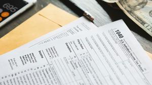 Illinois Quick Hits: Study shows Illinois 11th in federal tax burden