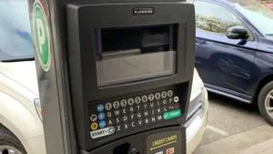 Chicago council approves parking meter sale