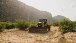 Trump admin fighting Texas, asks SCOTUS to keep plowing through Big Bend