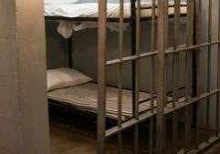 Illinois Quick Hits: Man sentenced for robbing postal worker