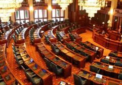 Illinois quick hits: House passes measure to restrict insurance price increases