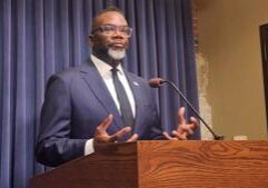 Chicago mayor announces homelessness plan with unclear funding sources