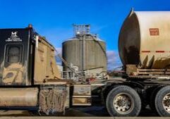 Commonwealth LNG signs supply deals with five major buyers