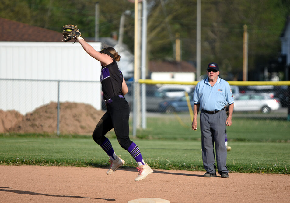 SB_ Litchfield vs Carlinville 04.14_5977